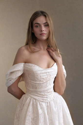 GABRIELLE ATELIER GBL83 #3 frontface vertical cropped thumbnail