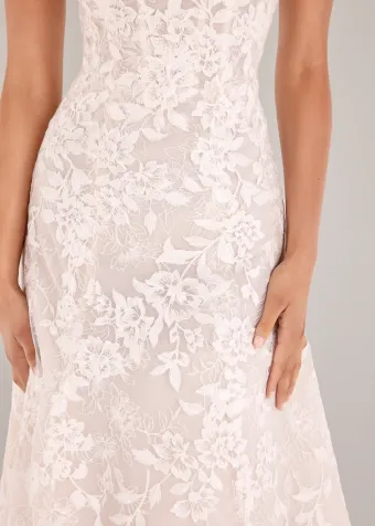 Anne Barge Couture Style #Cromwell #6 frontface vertical cropped thumbnail