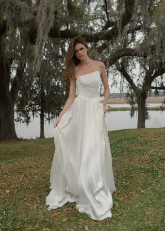 Anne Barge Couture Style #Harelston #1 frontface vertical thumbnail