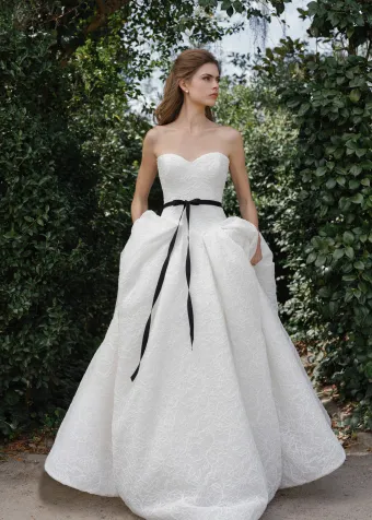 Anne Barge Couture Style #Middleton #1 frontface vertical thumbnail