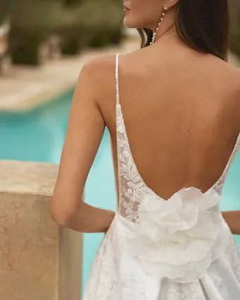 Adriana Alier 1N52 #2 backface vertical cropped thumbnail
