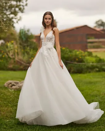 Alma Novia 1B42 #0 default frontface vertical thumbnail