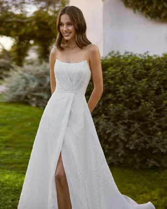 Alma Novia 1B53 #2 frontface vertical cropped thumbnail