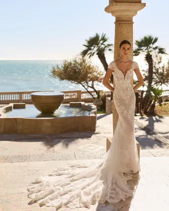 Luna Novias 2S02 #0 default frontface vertical thumbnail