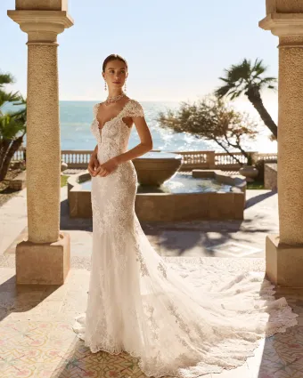 Luna Novias 2S02 #1 frontface vertical thumbnail