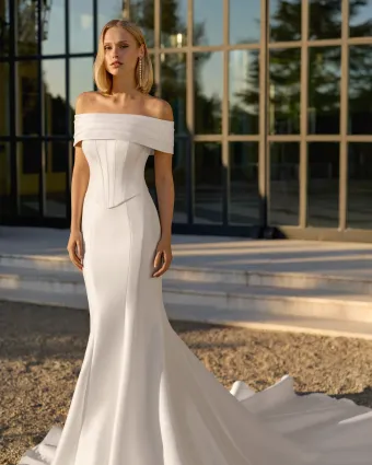 Luna Novias 2S04 #1 frontface vertical thumbnail