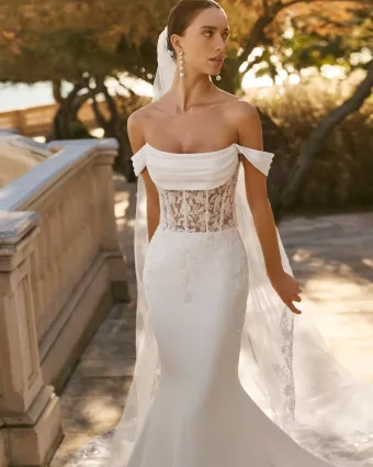 Luna Novias 2S09 #2 frontface vertical cropped thumbnail