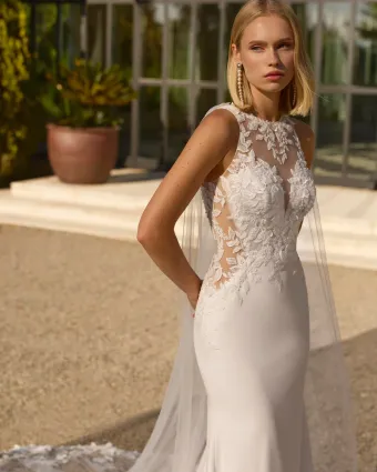 Luna Novias 2S12 #1 frontface vertical thumbnail
