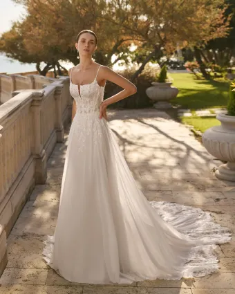 Luna Novias 2S17 #0 default frontface vertical thumbnail