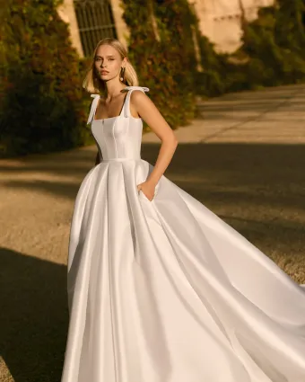 Luna Novias 2S52 #2 frontface vertical cropped thumbnail