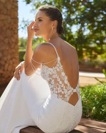Adriana Alier 1N22 #2 backface vertical cropped thumbnail