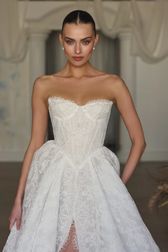 Julie Vino Couture Viviana #5 frontface vertical cropped thumbnail