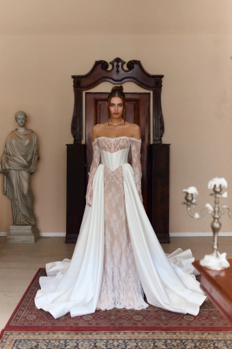Julie Vino Couture Delpheine #0 default frontface vertical thumbnail