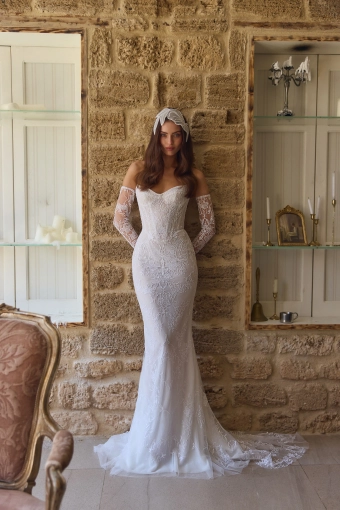 Julie Vino Couture Noelle #0 default frontface vertical thumbnail