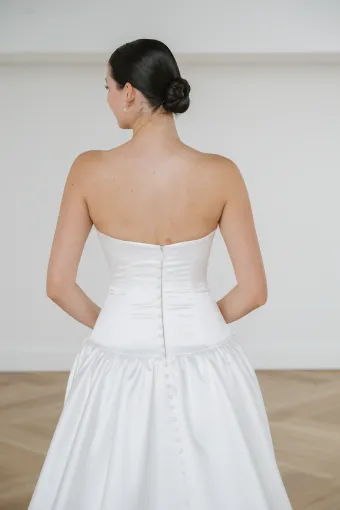 Lis Simon Seraphina #12 backface vertical cropped thumbnail
