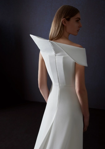 Atelier Pronovias  Bugane #3 backface vertical cropped thumbnail