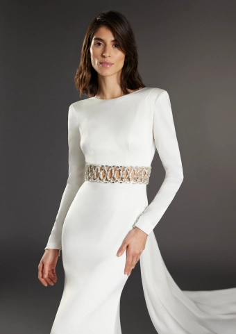 Atelier Pronovias  Ceramica #3 frontface vertical cropped thumbnail