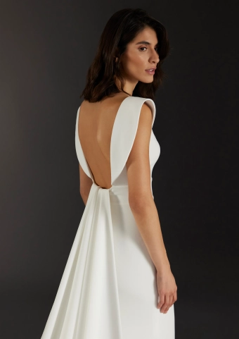 Atelier Pronovias  Condal #4 backface vertical cropped thumbnail