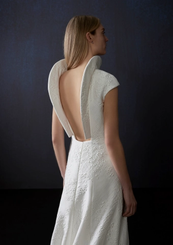 Atelier Pronovias  Encant #7 backface vertical cropped thumbnail