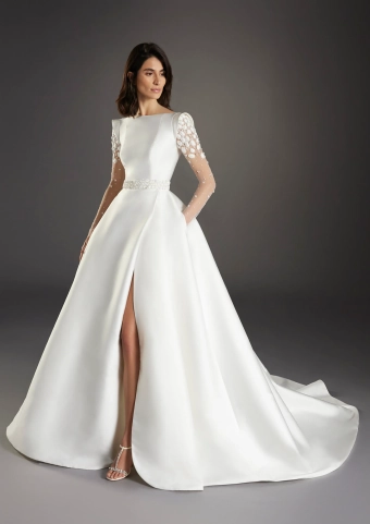 Atelier Pronovias  Liceu #1 frontface vertical thumbnail