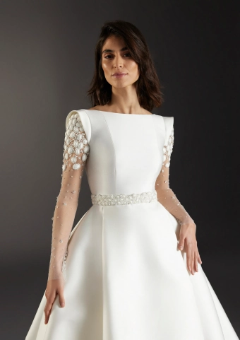 Atelier Pronovias  Liceu #4 frontface vertical cropped thumbnail