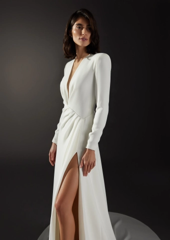 Atelier Pronovias  Noveau #6 frontface vertical cropped thumbnail