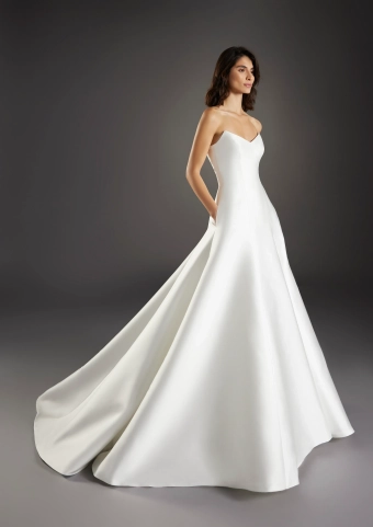 Atelier Pronovias  Sagrada #0 default frontface vertical thumbnail
