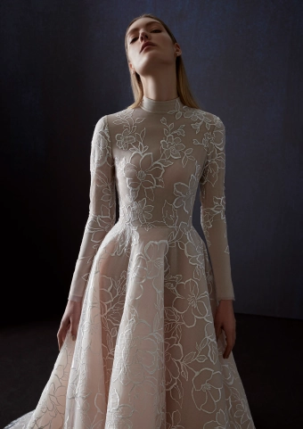 Atelier Pronovias  Velia #2 frontface vertical cropped thumbnail
