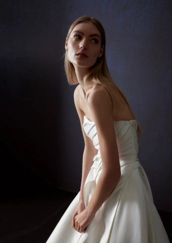 Atelier Pronovias  Vespra #3 vertical cropped thumbnail