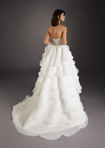 Atelier Pronovias  Vidriera #4 default backface vertical thumbnail