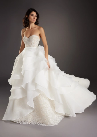 Atelier Pronovias  Vidriera #1 frontface vertical thumbnail