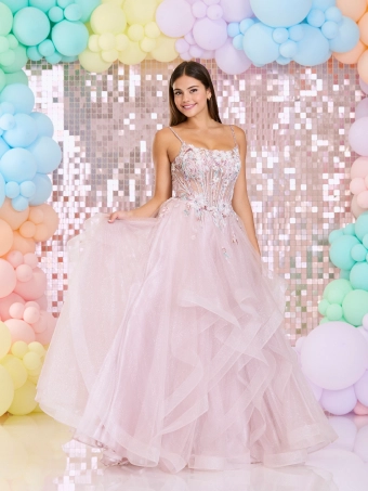 Tiffanys Feodora #3 Mauve frontface vertical thumbnail
