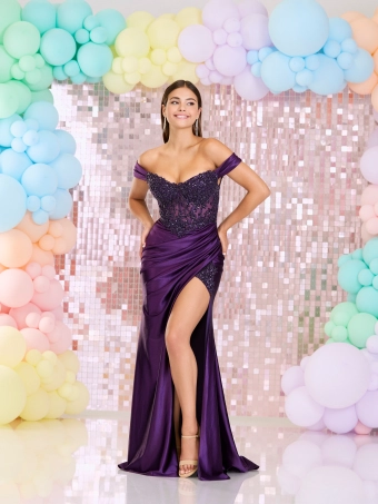 Tiffanys Gia #0 default Purple frontface vertical thumbnail
