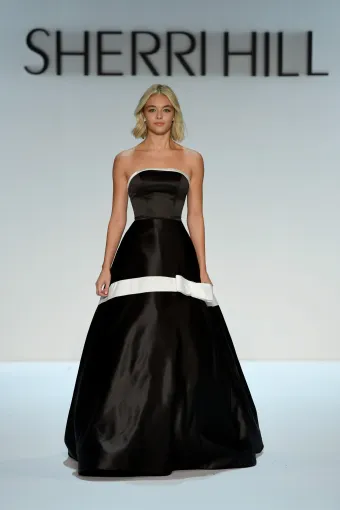 Sherri Hill 58918 $0 vertical thumbnail