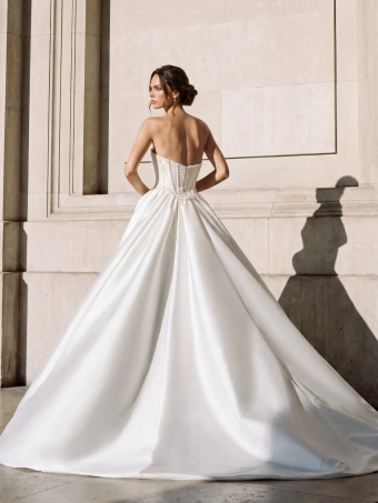 Privee by Pronovias  Aurynel #1 default backface vertical thumbnail