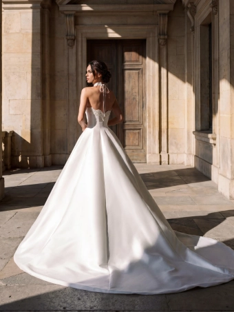 Privee by Pronovias  Dorixen #1 default backface vertical thumbnail