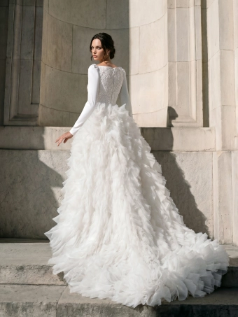Privee by Pronovias  Elvaris #3 default backface vertical thumbnail