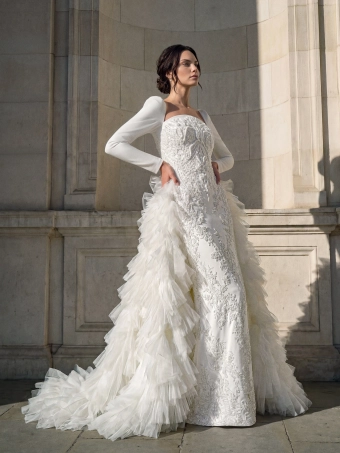 Privee by Pronovias  Elvaris #1 frontface vertical thumbnail