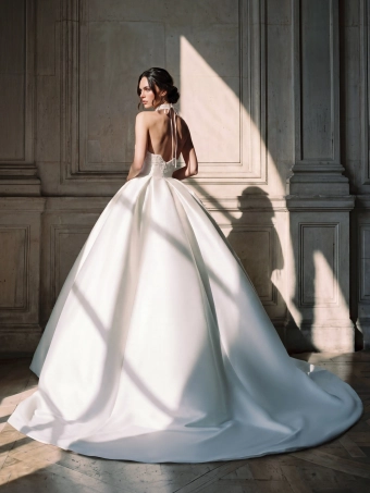 Privee by Pronovias  Laviren #2 default backface vertical thumbnail