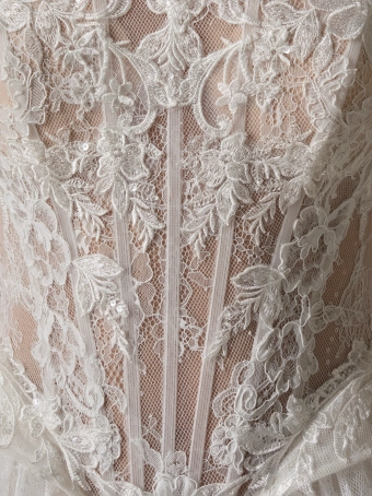 Privee by Pronovias  Mylorin #2 vertical cropped thumbnail
