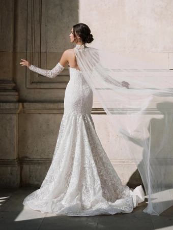 Privee by Pronovias  Uxarin #3 default backface vertical thumbnail