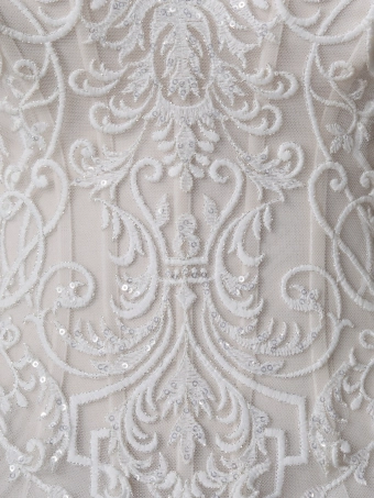 Privee by Pronovias  Uxarin #4 vertical cropped thumbnail