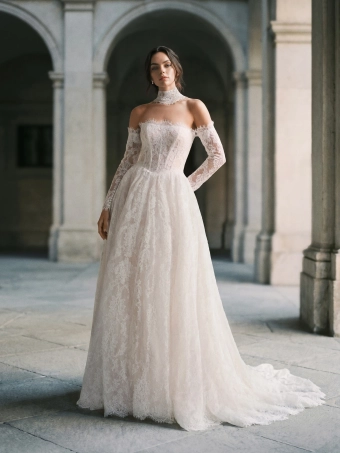 Privee by Pronovias  Uxelor #0 default frontface vertical thumbnail
