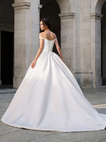 Privee by Pronovias  Zelinea #1 default backface vertical thumbnail