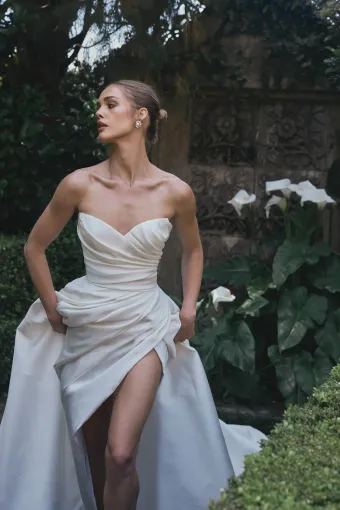 Steven Khalil Ellen #6 frontface vertical cropped thumbnail