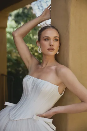Steven Khalil Ellie #5 frontface vertical cropped thumbnail