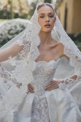 Steven Khalil Natalia #4 frontface vertical cropped thumbnail