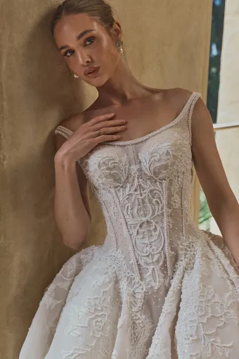 Steven Khalil Victoria #6 frontface vertical cropped thumbnail