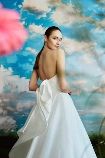 Antonio Riva Milano No. 44 #2 backface vertical cropped thumbnail
