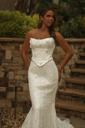 Sophia Thomas Style #B357 #3 frontface vertical cropped thumbnail